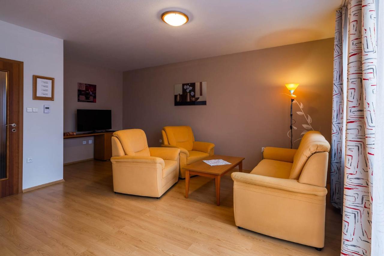 Apartman Eliska เชบอนย์ ภายนอก รูปภาพ