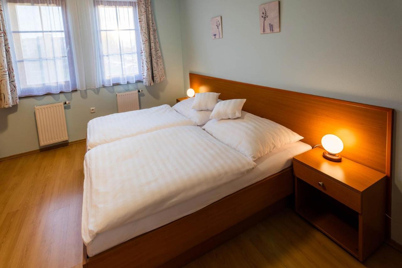 Apartman Eliska เชบอนย์ ภายนอก รูปภาพ